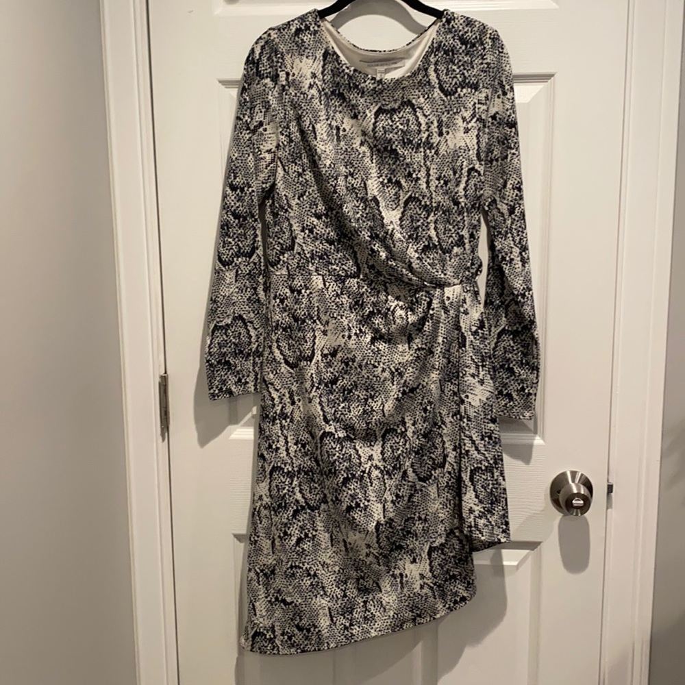 Snake print dress, size 8